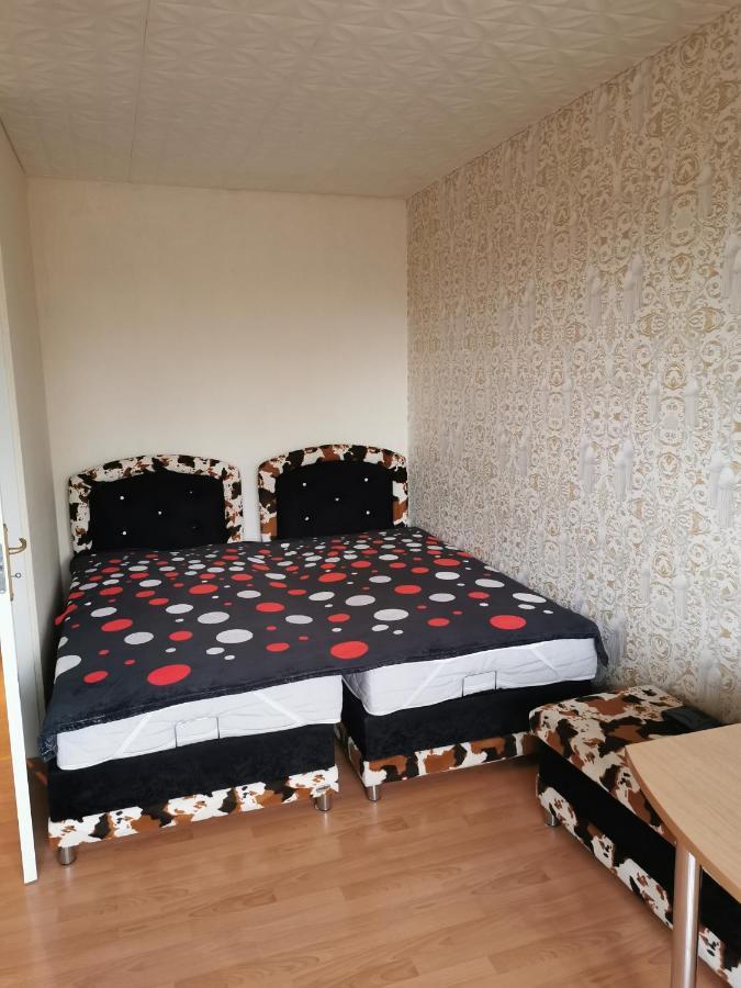 Eapartaments Šiauliai Exteriör bild